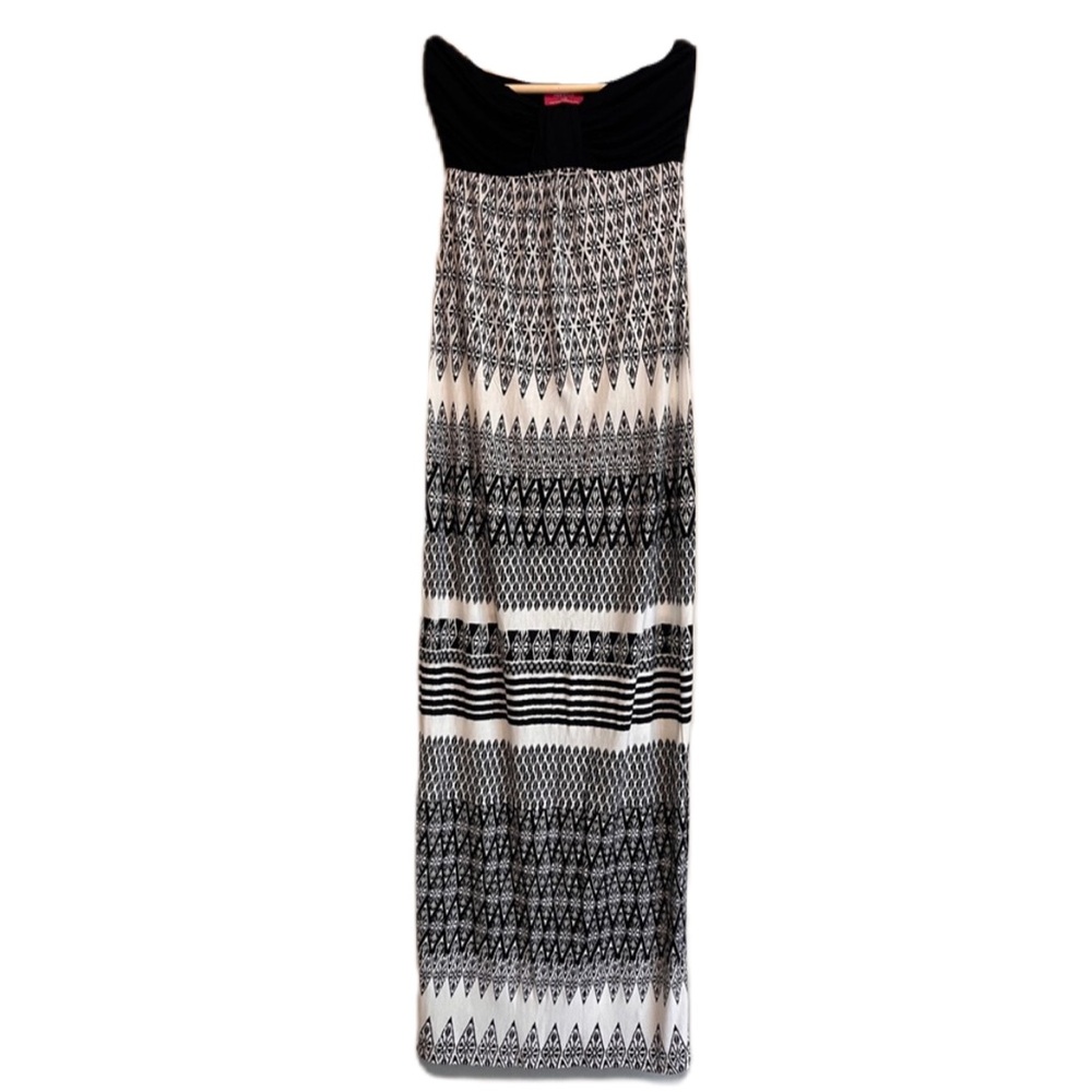 Shasa NWOT Strapless Maxi Dress 100% Viscose (rayon)